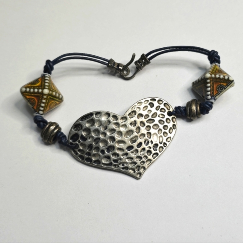 Handmade‎ Silver Heart Bracelet with Beaded Accents